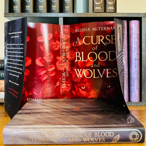 Fairyloot Exclusive Signed A Curse Of
Blood and Wolves by Melissa McTernan - Picture 12 of 15